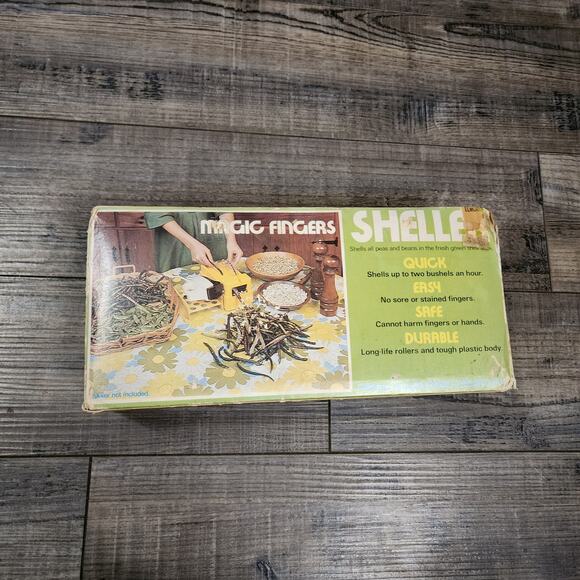 Vintage Magic Fingers pea/bean sheller. New in box never used. Z - Picture 1 of 5
